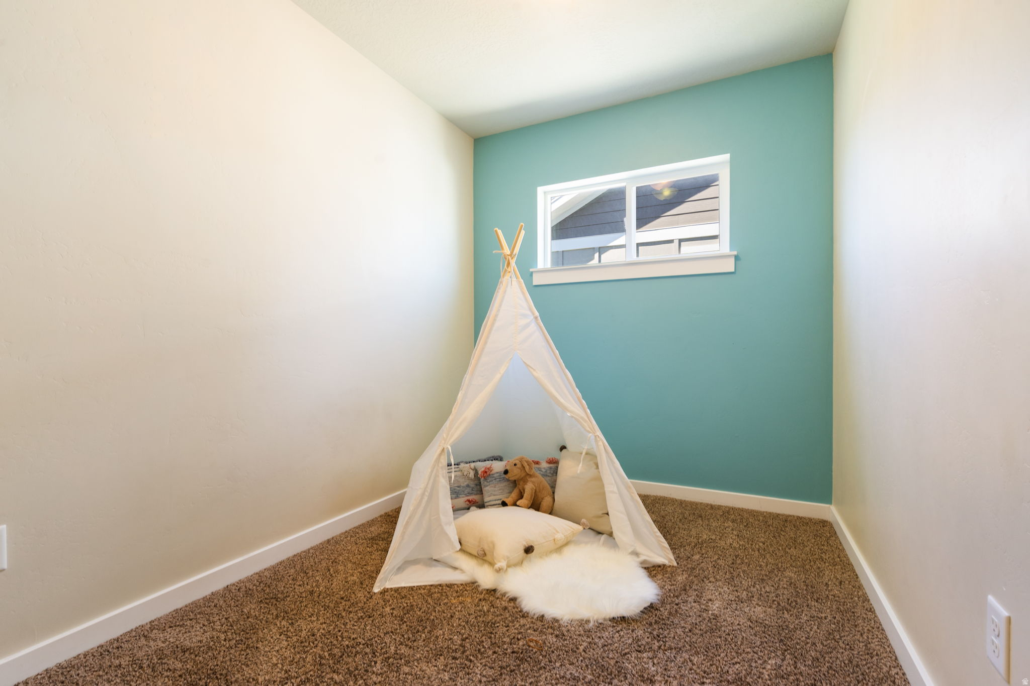 ARBORS @ INDEPENDENCE - Residential