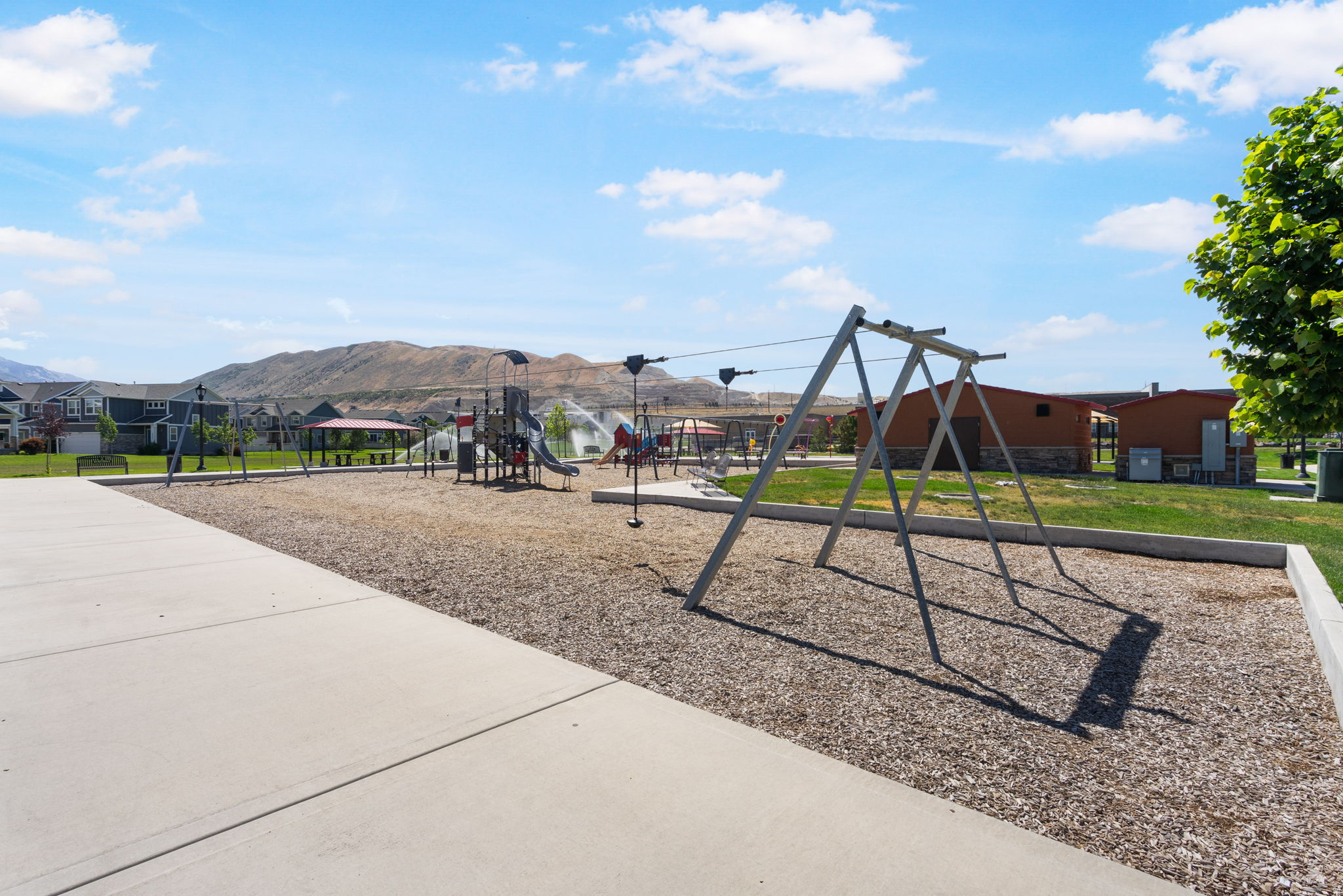 ARBORS @ INDEPENDENCE - Residential