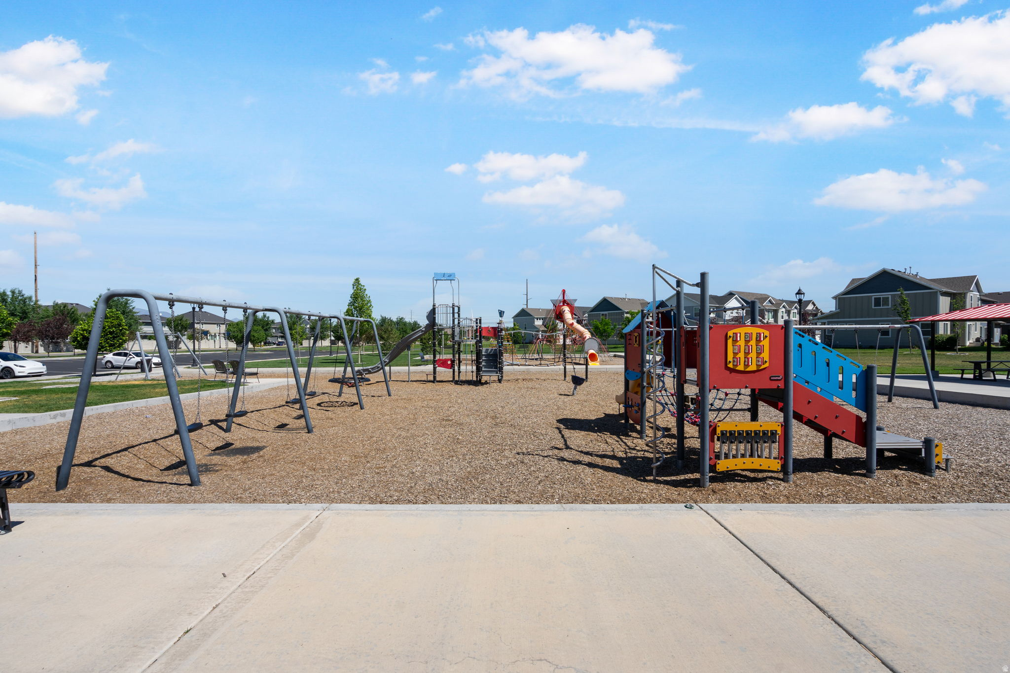 ARBORS @ INDEPENDENCE - Residential