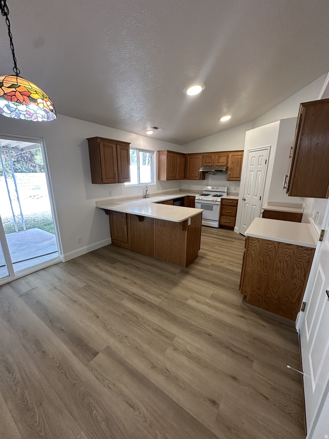 SOUTH FIELD EST 3 - Residential