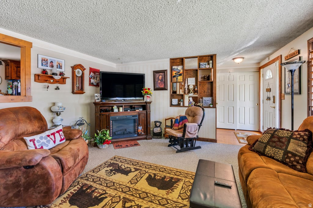 ROYAL OAKS - Residential
