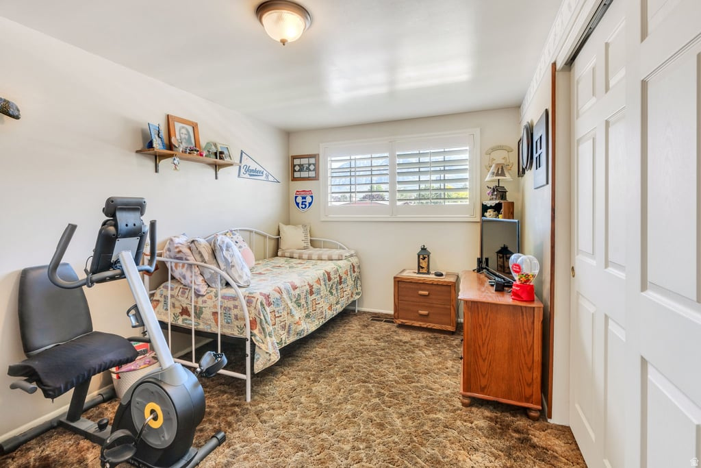 ROYAL OAKS - Residential