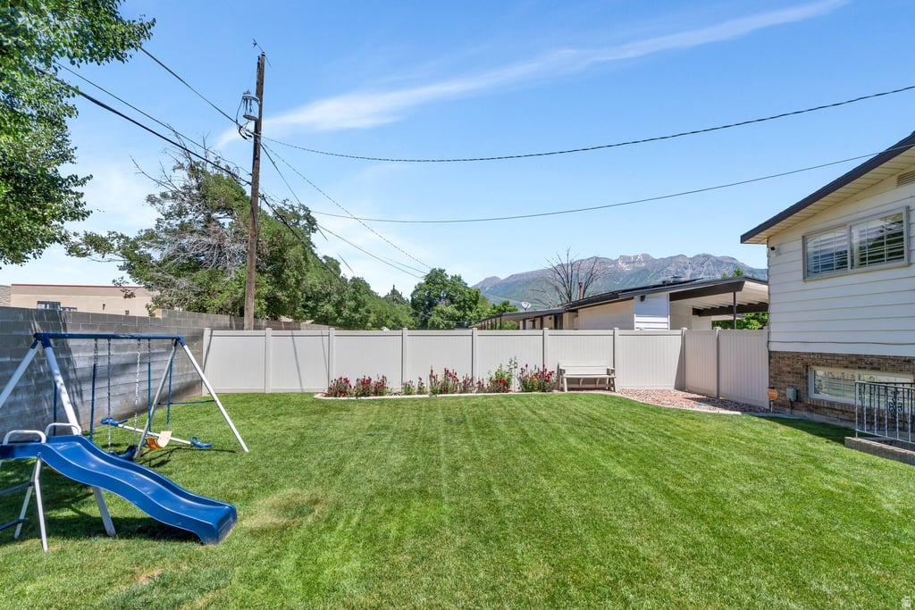 ROYAL OAKS - Residential