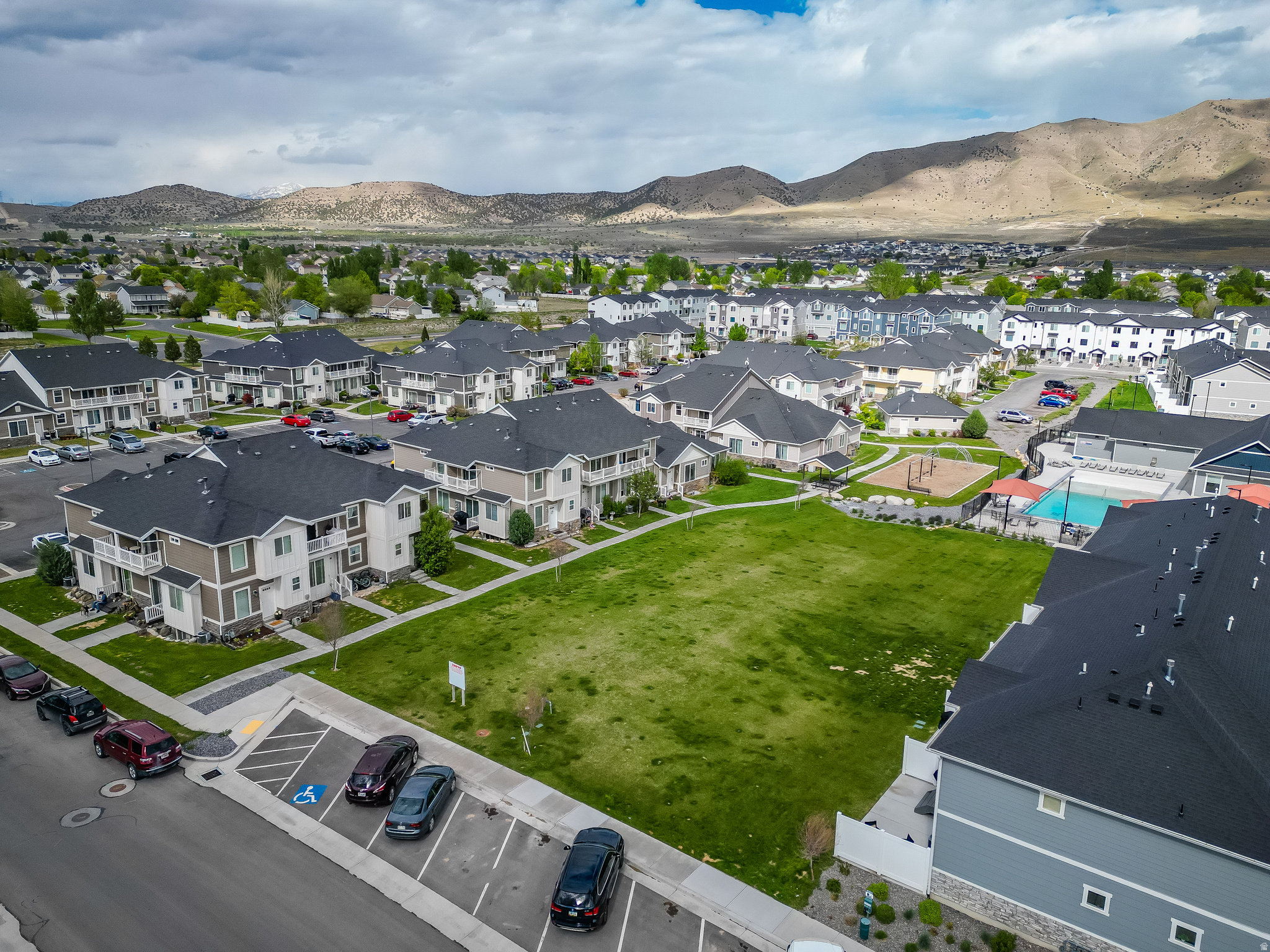 EAGLE POINT - Residential