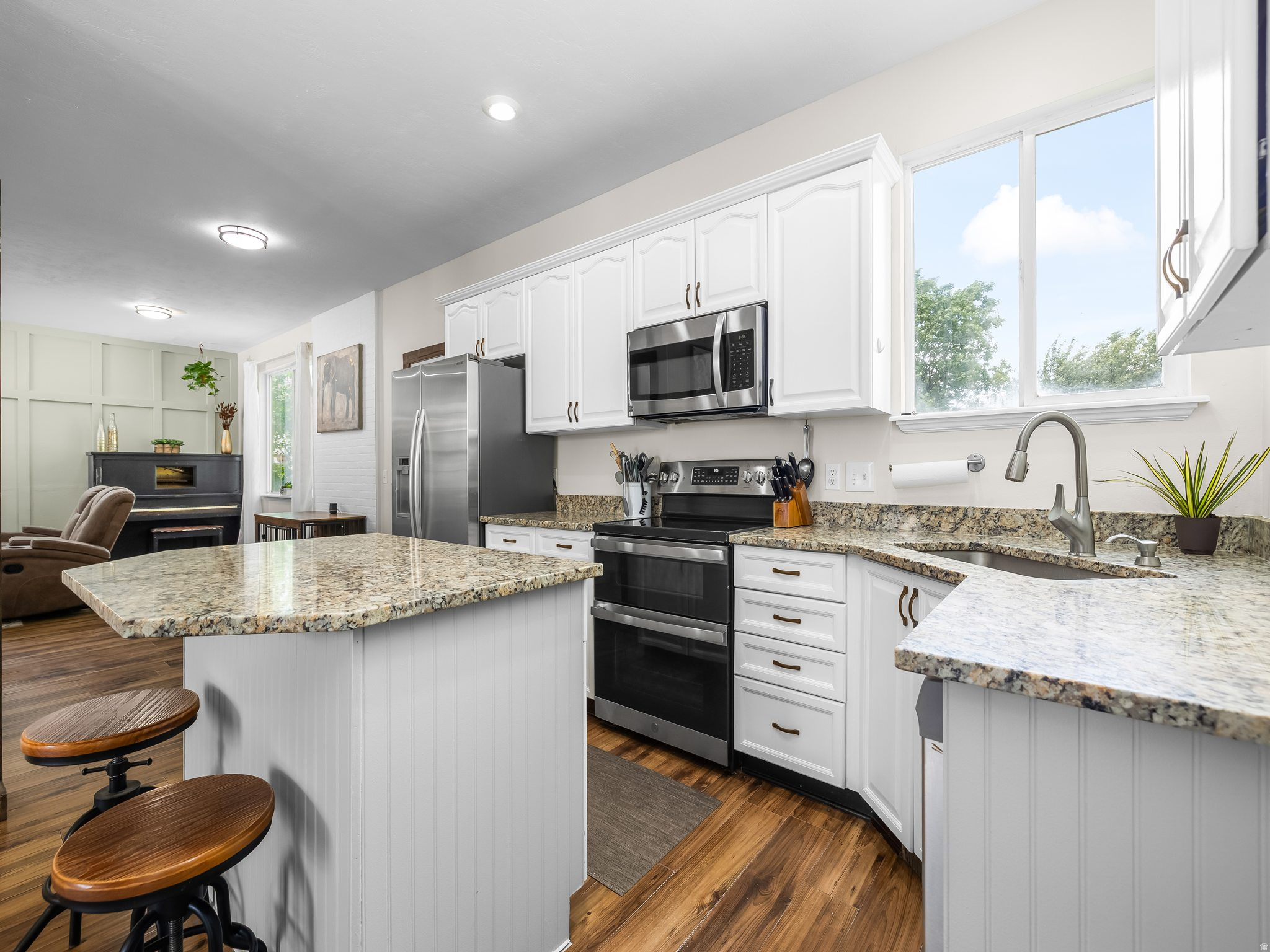 EAGLEPARK PHASE 1 - Residential