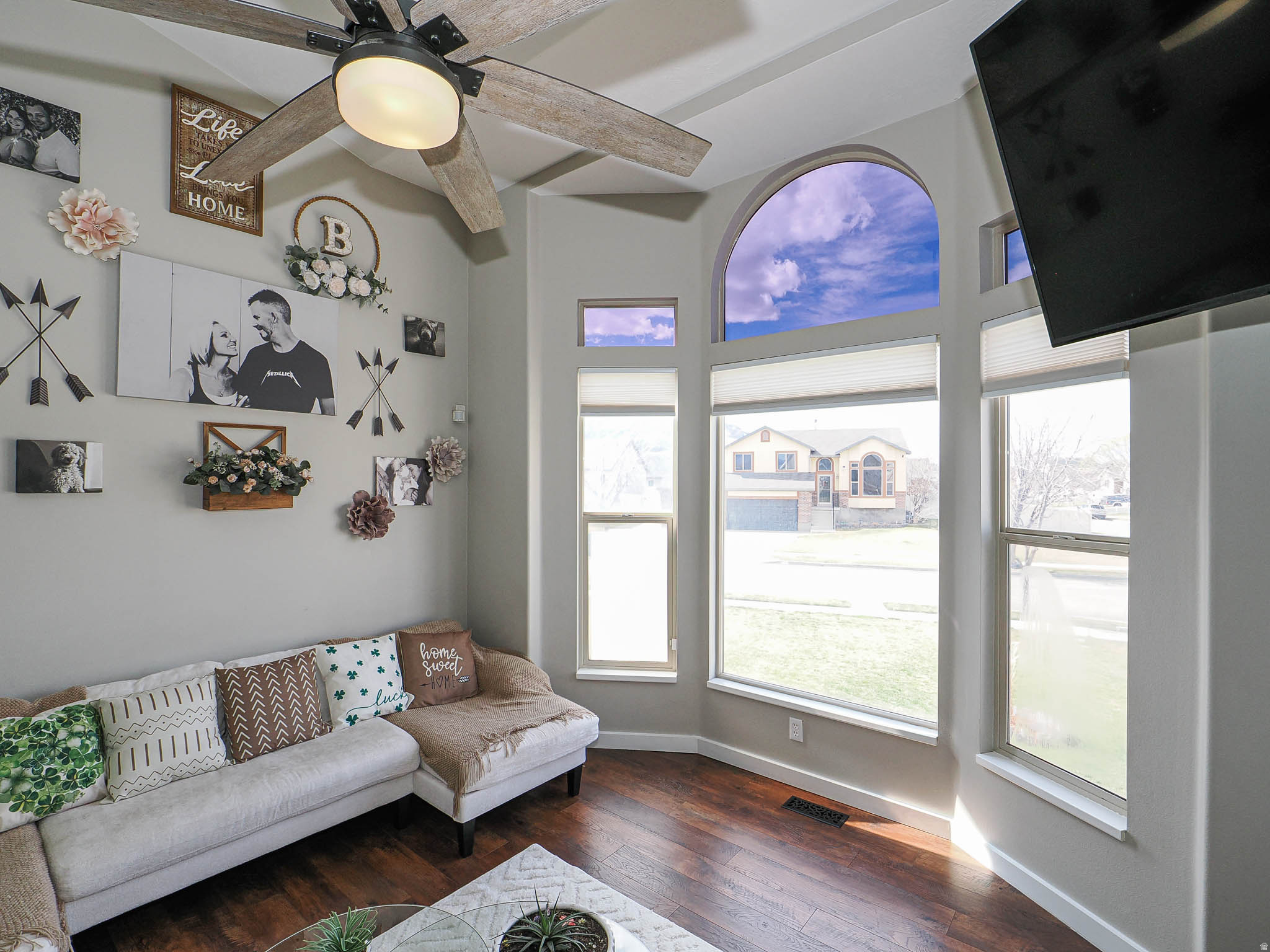 NORTH MEADOWS - Residential