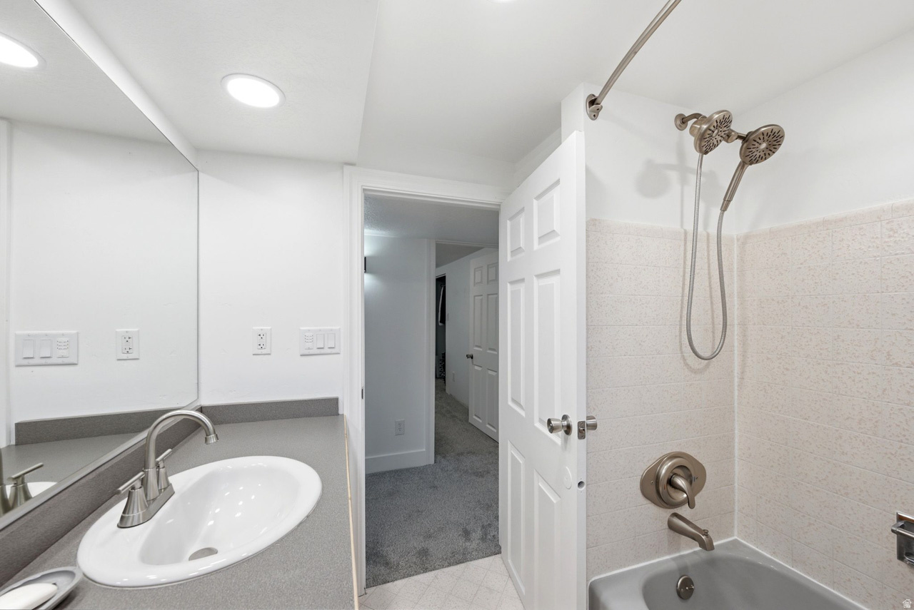 HALL HEIGHTS - Residential