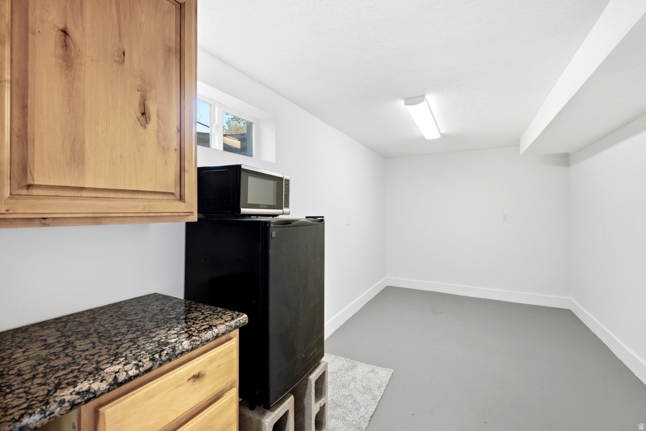 HALL HEIGHTS - Residential