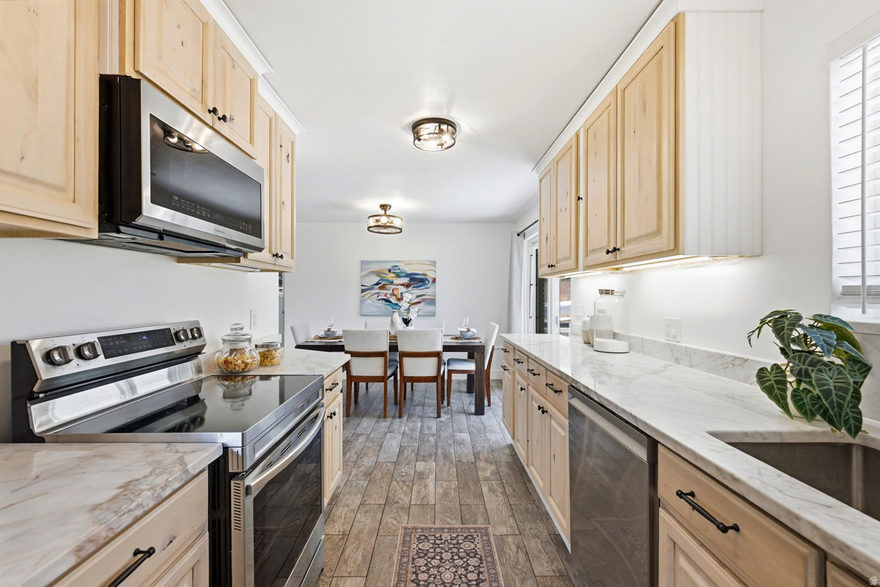 HALL HEIGHTS - Residential