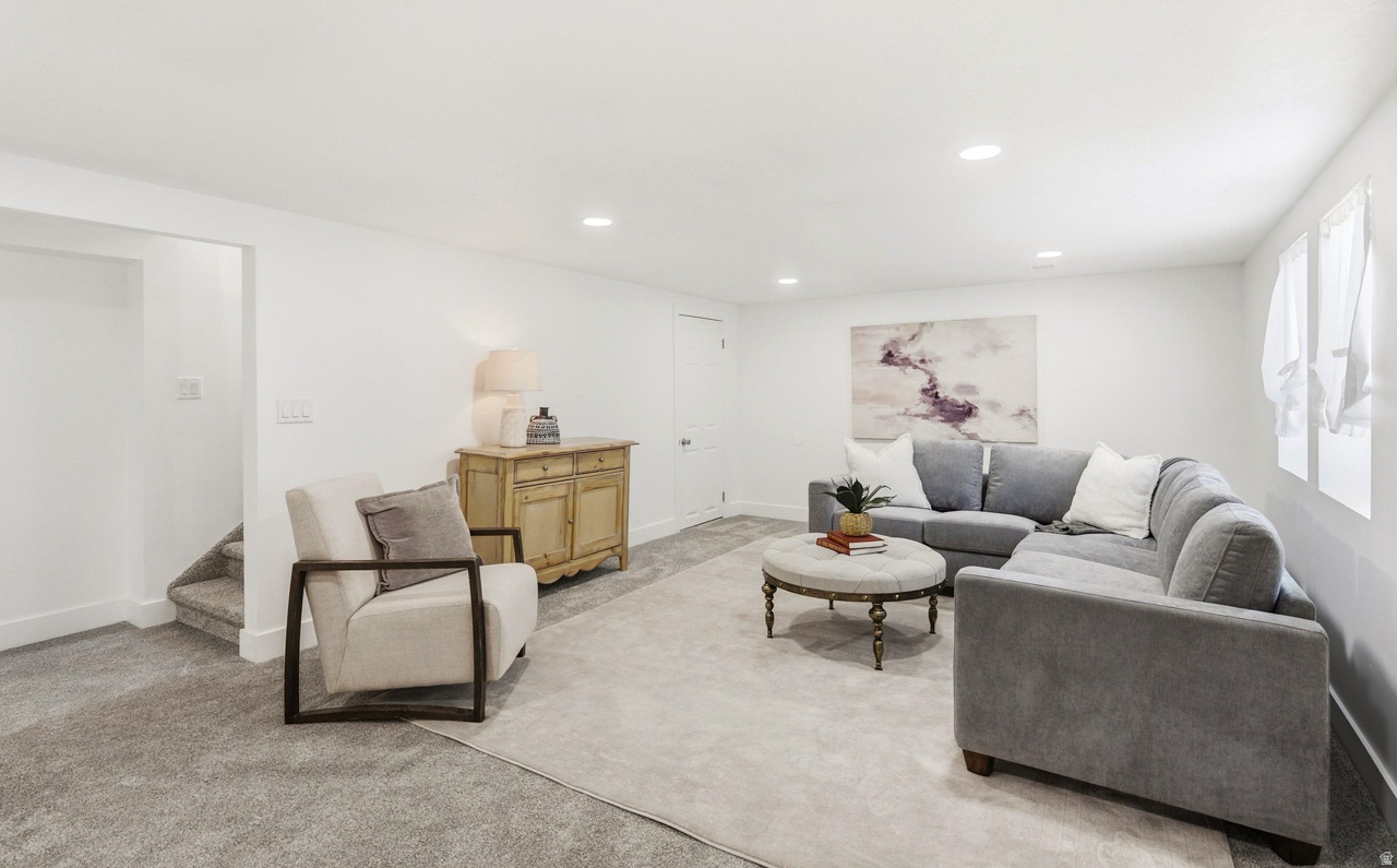 HALL HEIGHTS - Residential