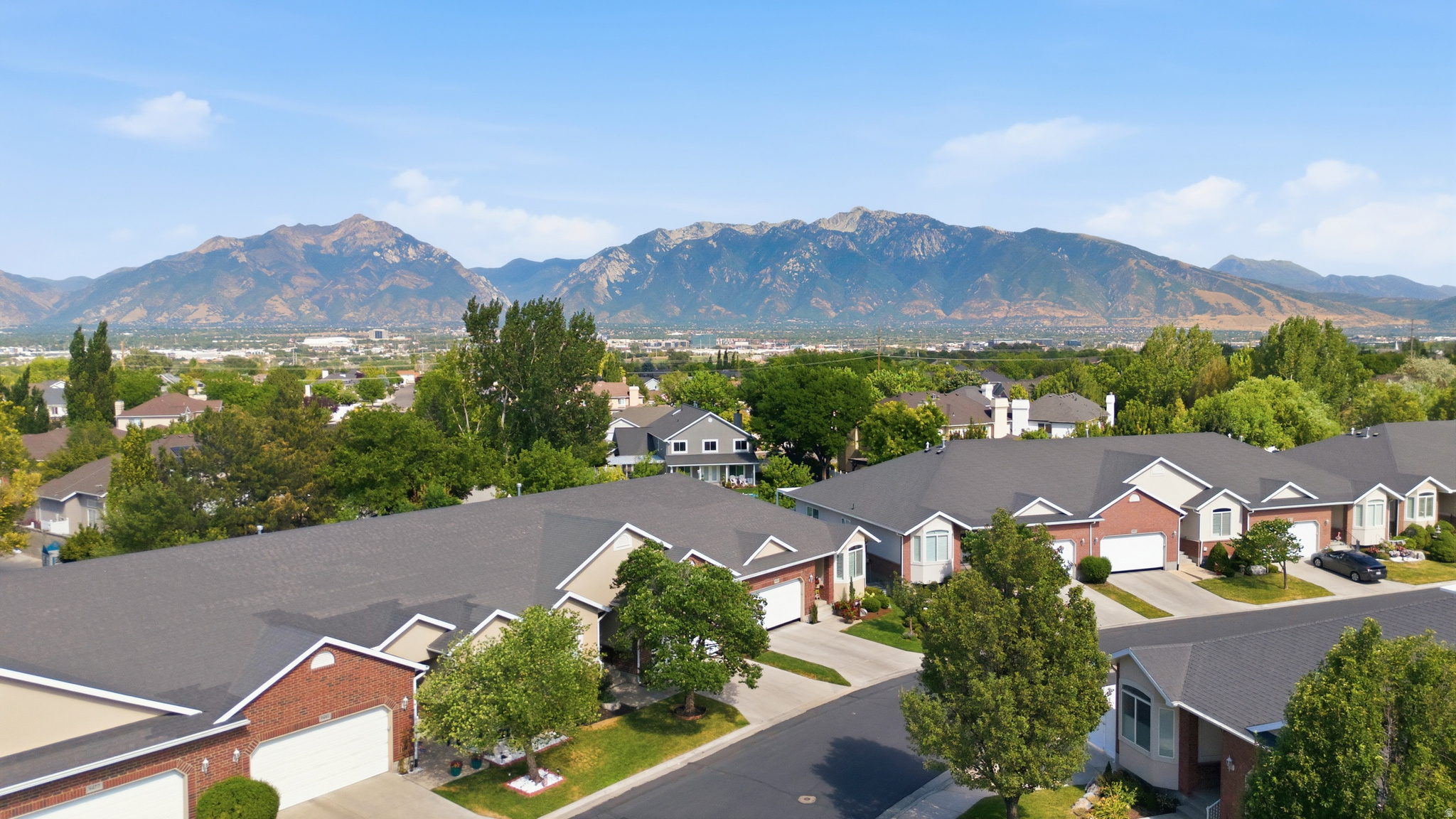 COTTAGES AT TEMPLEVIEW - Residential