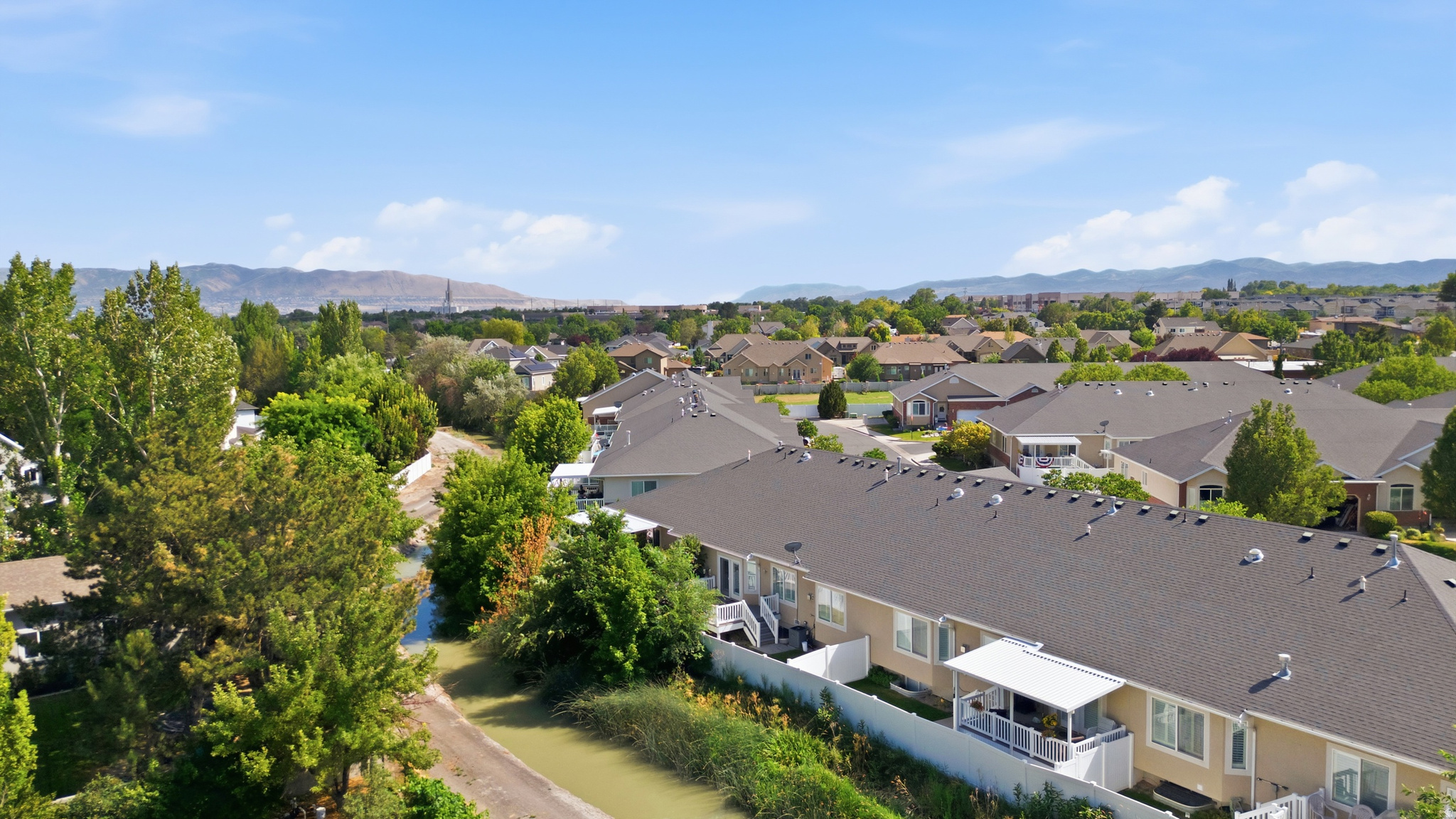 COTTAGES AT TEMPLEVIEW - Residential