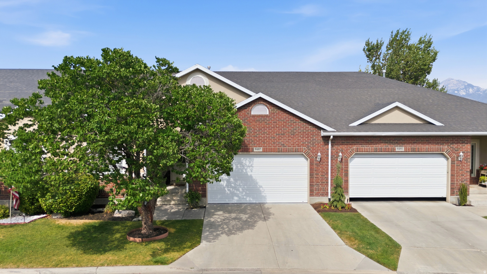 COTTAGES AT TEMPLEVIEW - Residential