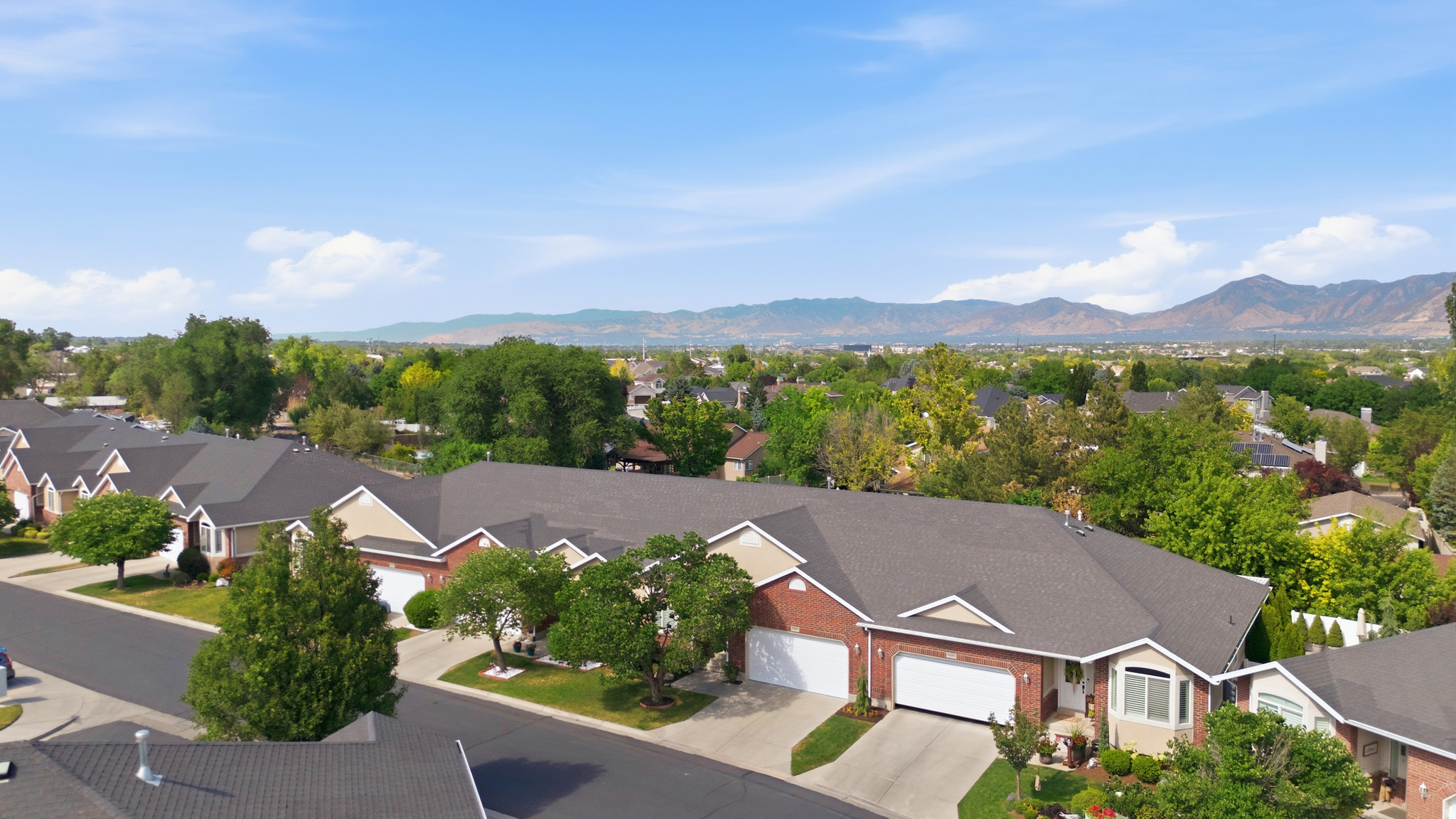 COTTAGES AT TEMPLEVIEW - Residential