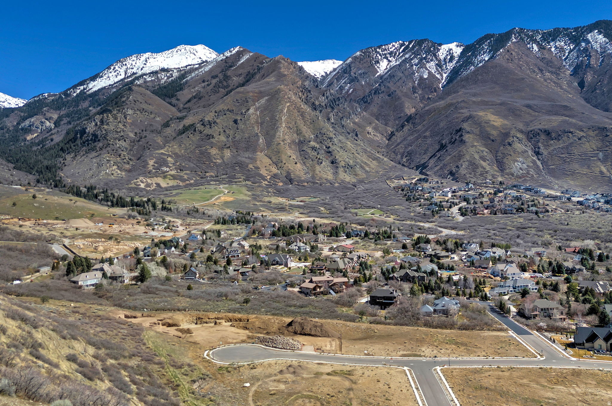 RIDGE - Land