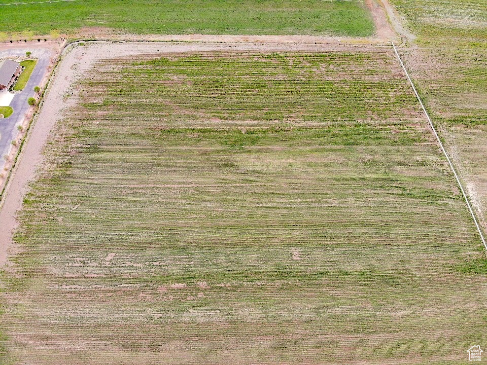 ELK VIEW - Land