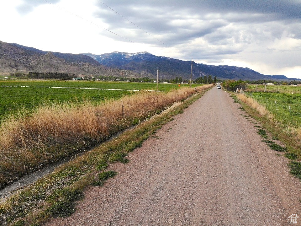 ELK VIEW - Land