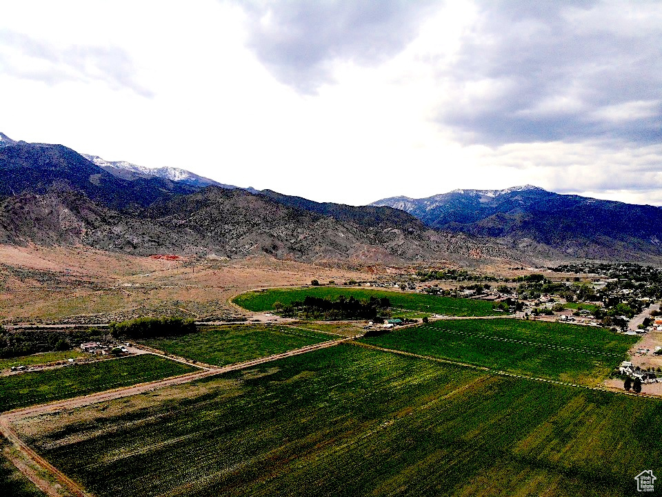 ELK VIEW - Land