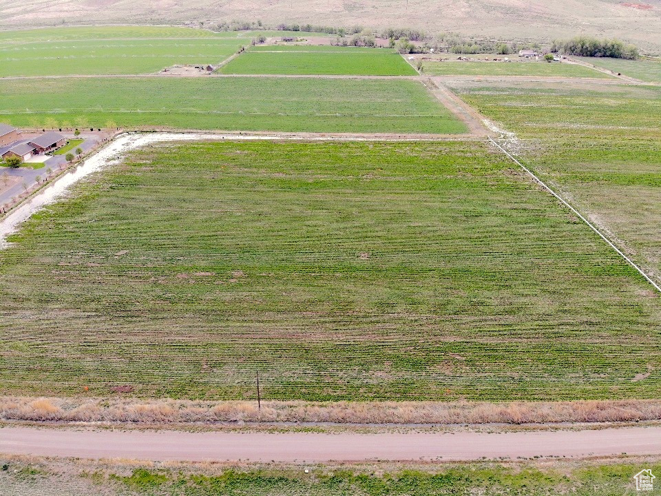 ELK VIEW - Land