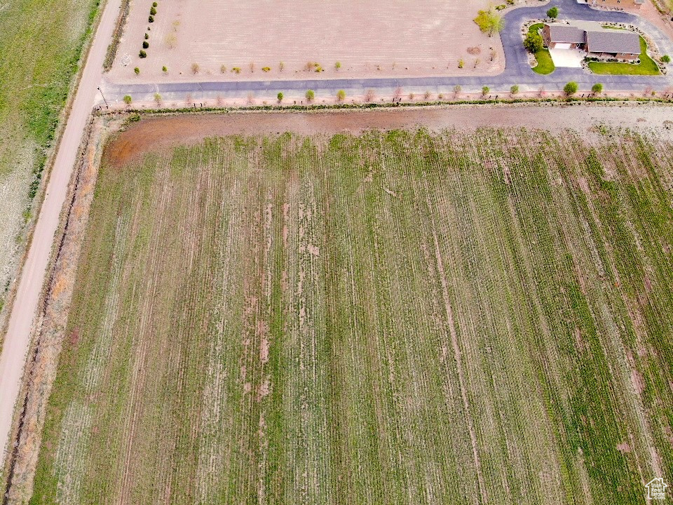 ELK VIEW - Land