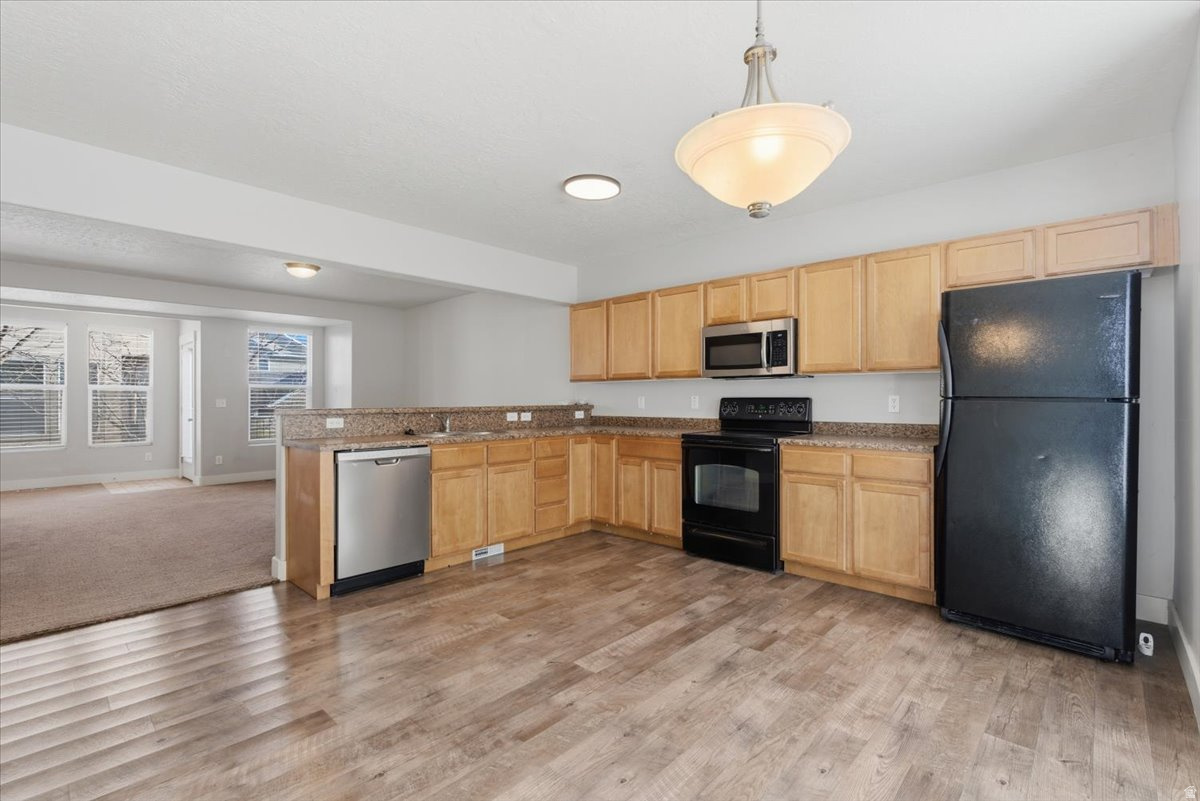 WAVERLY - Residential