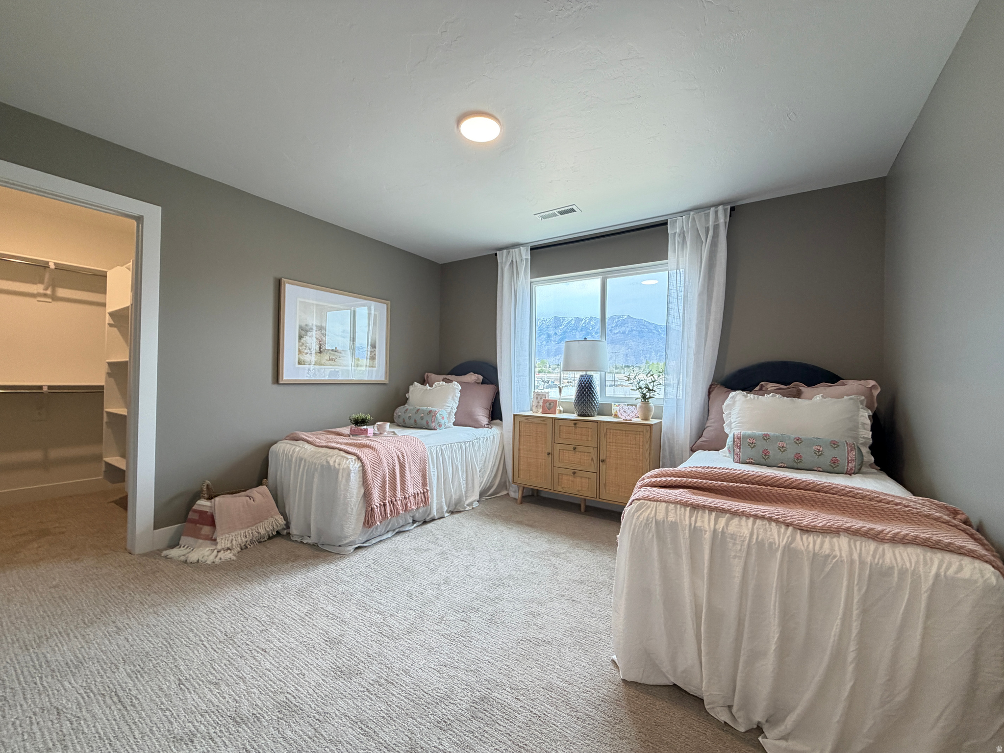 LAKEVIEW FIELDS - Residential