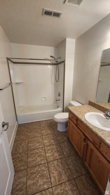 RIDGESTONE CONDOS - Residential