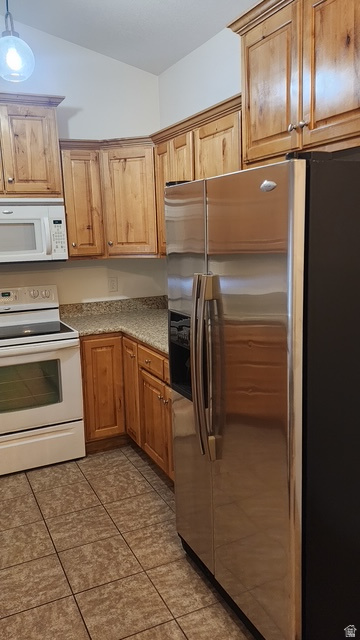 RIDGESTONE CONDOS - Residential
