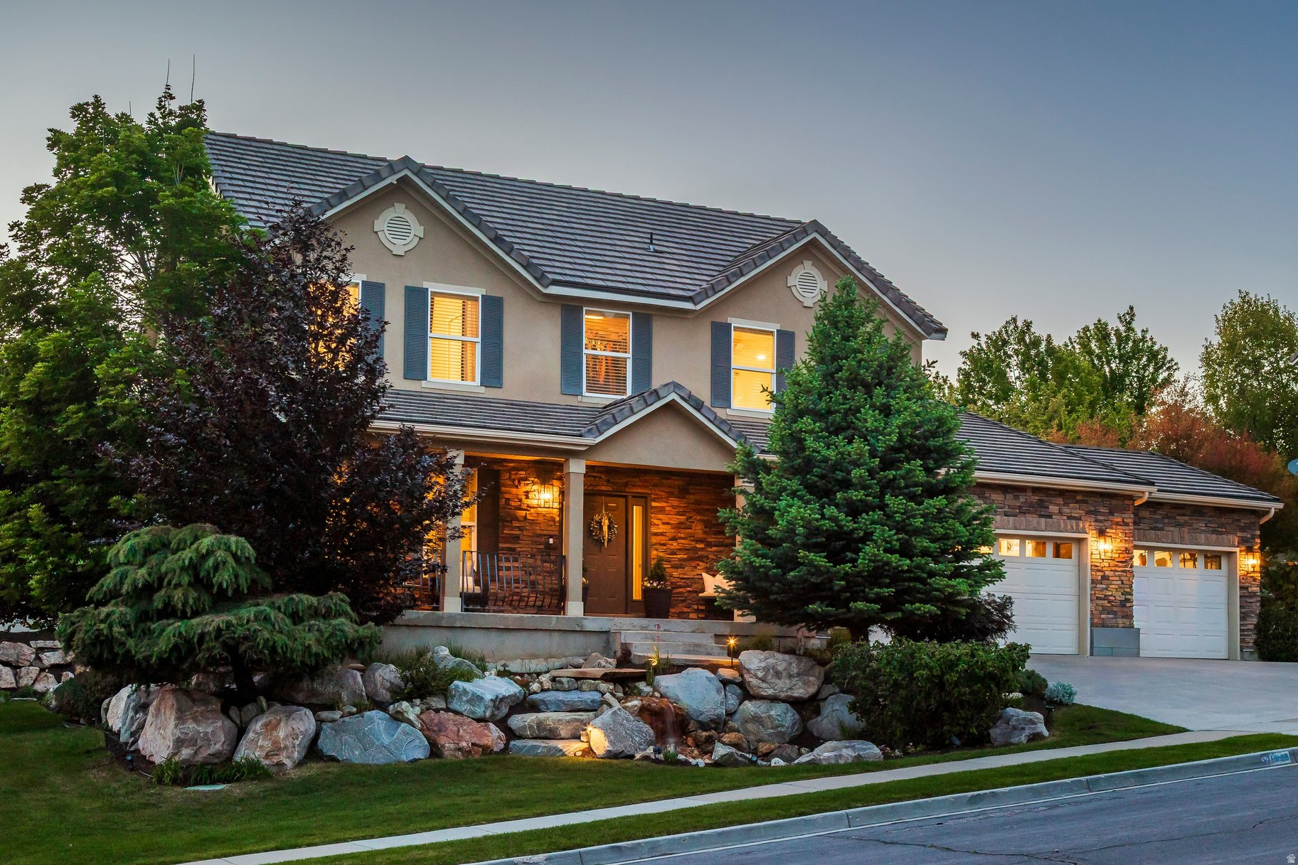 HIDDEN SPRINGS - Residential