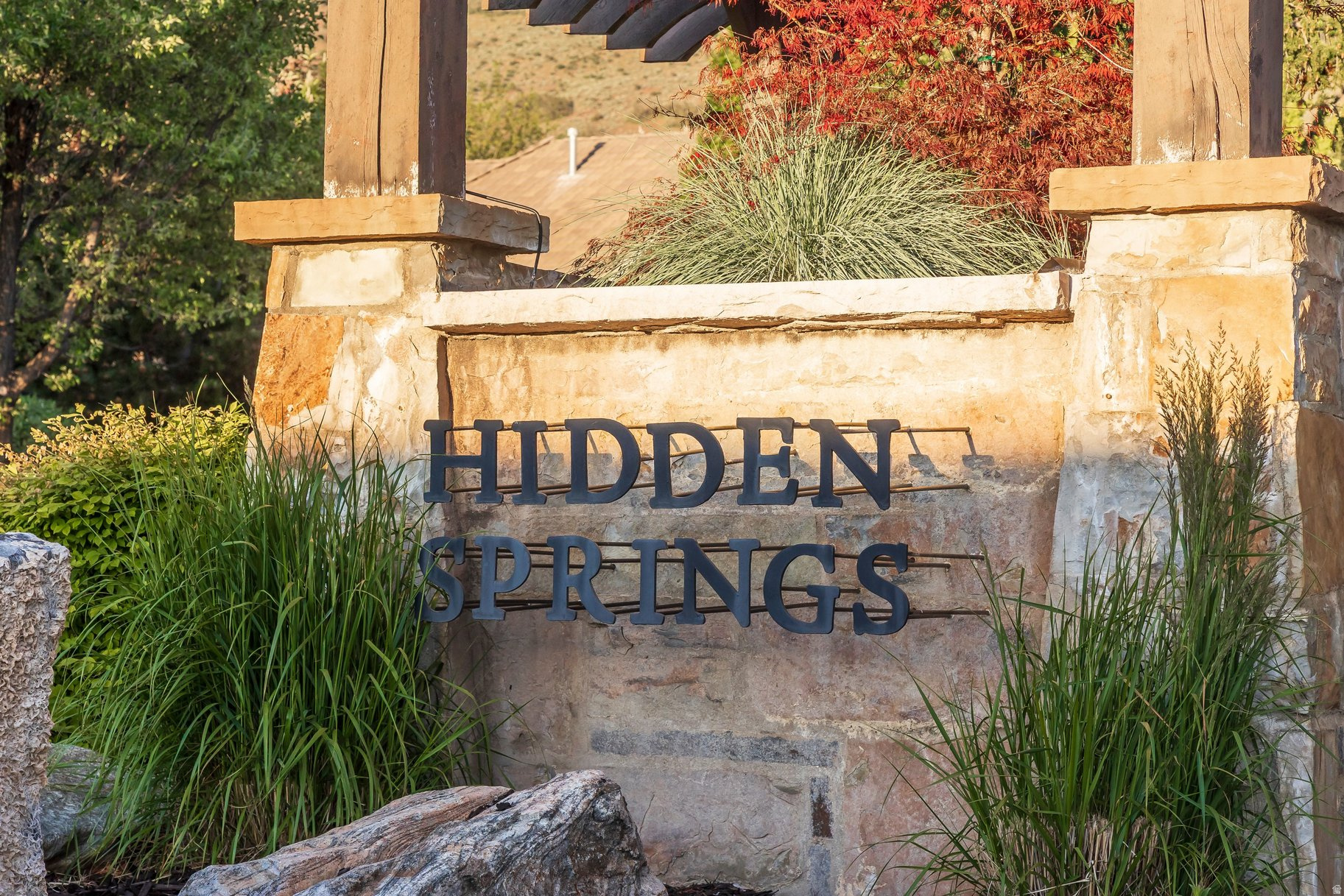 HIDDEN SPRINGS - Residential