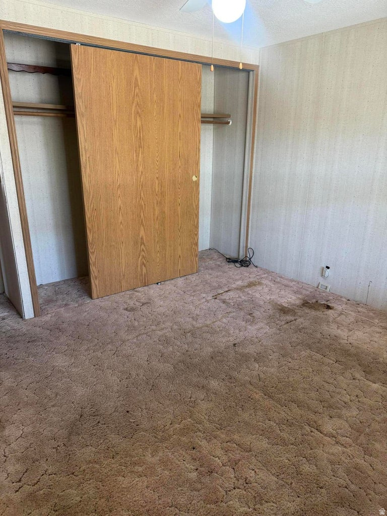 RAINBOW RIDGE MOBILE HOME PARK - Residential