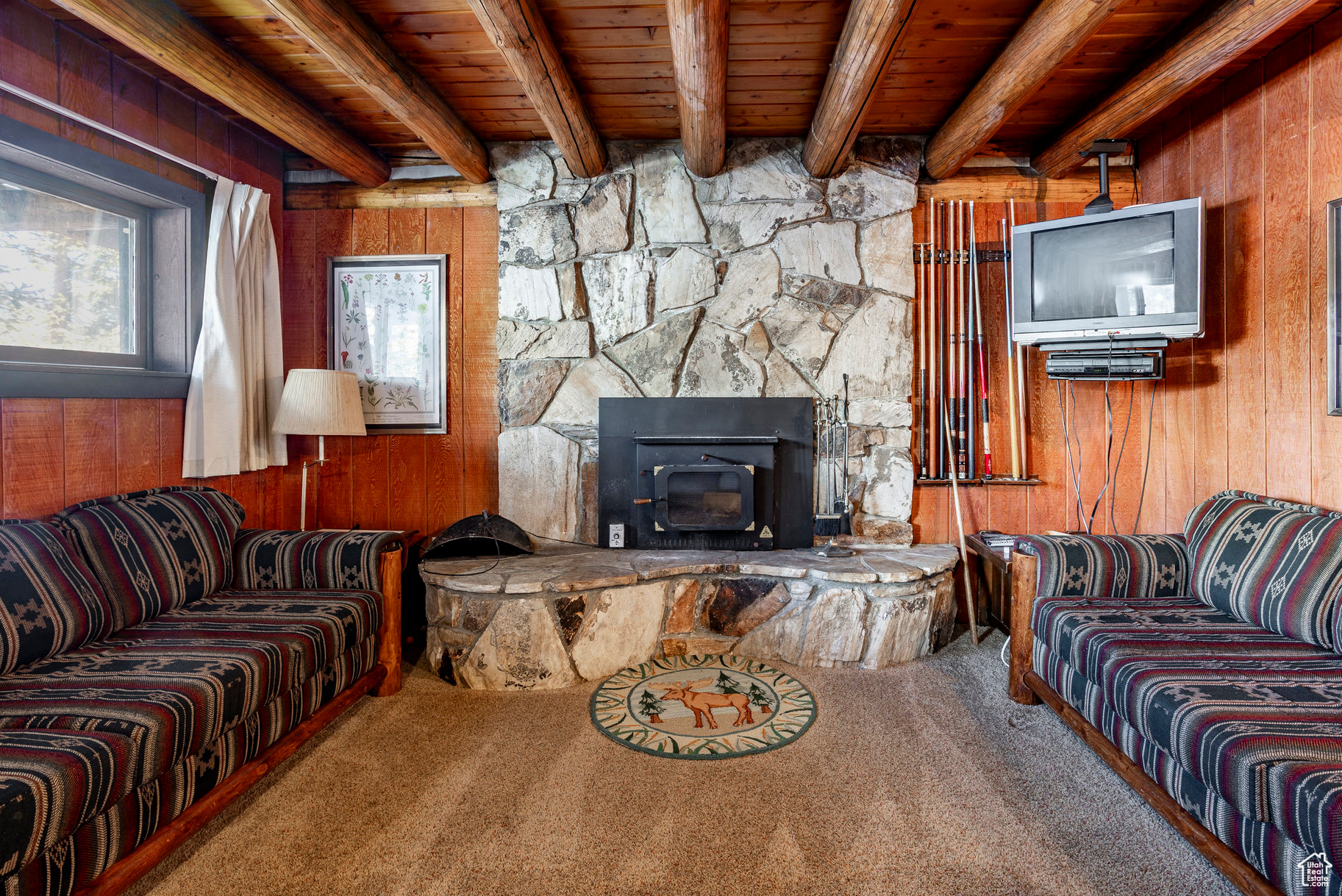 RESERVE #4 - Residential