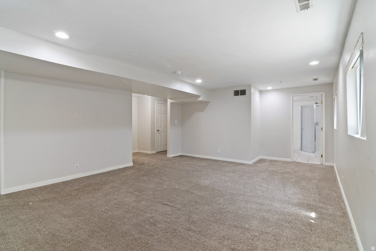TAYLOR ESTATES - Residential
