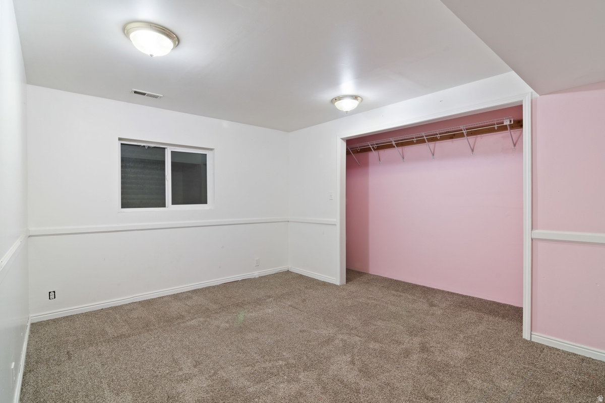TAYLOR ESTATES - Residential