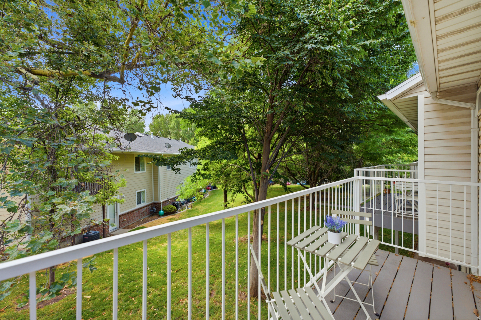 CANYON WOODS - Residential