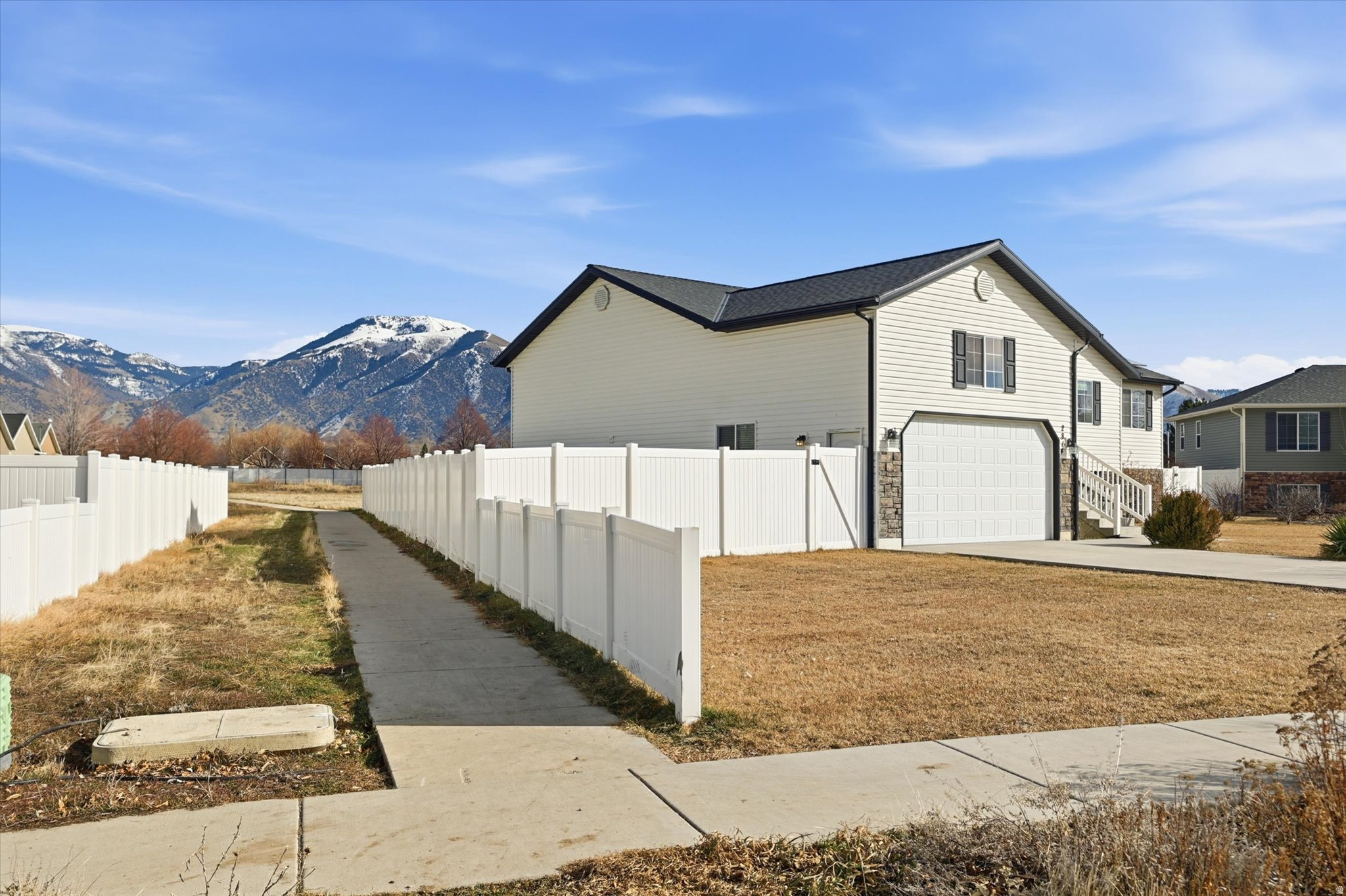 MAPLE VIEW ESTATES - Residential