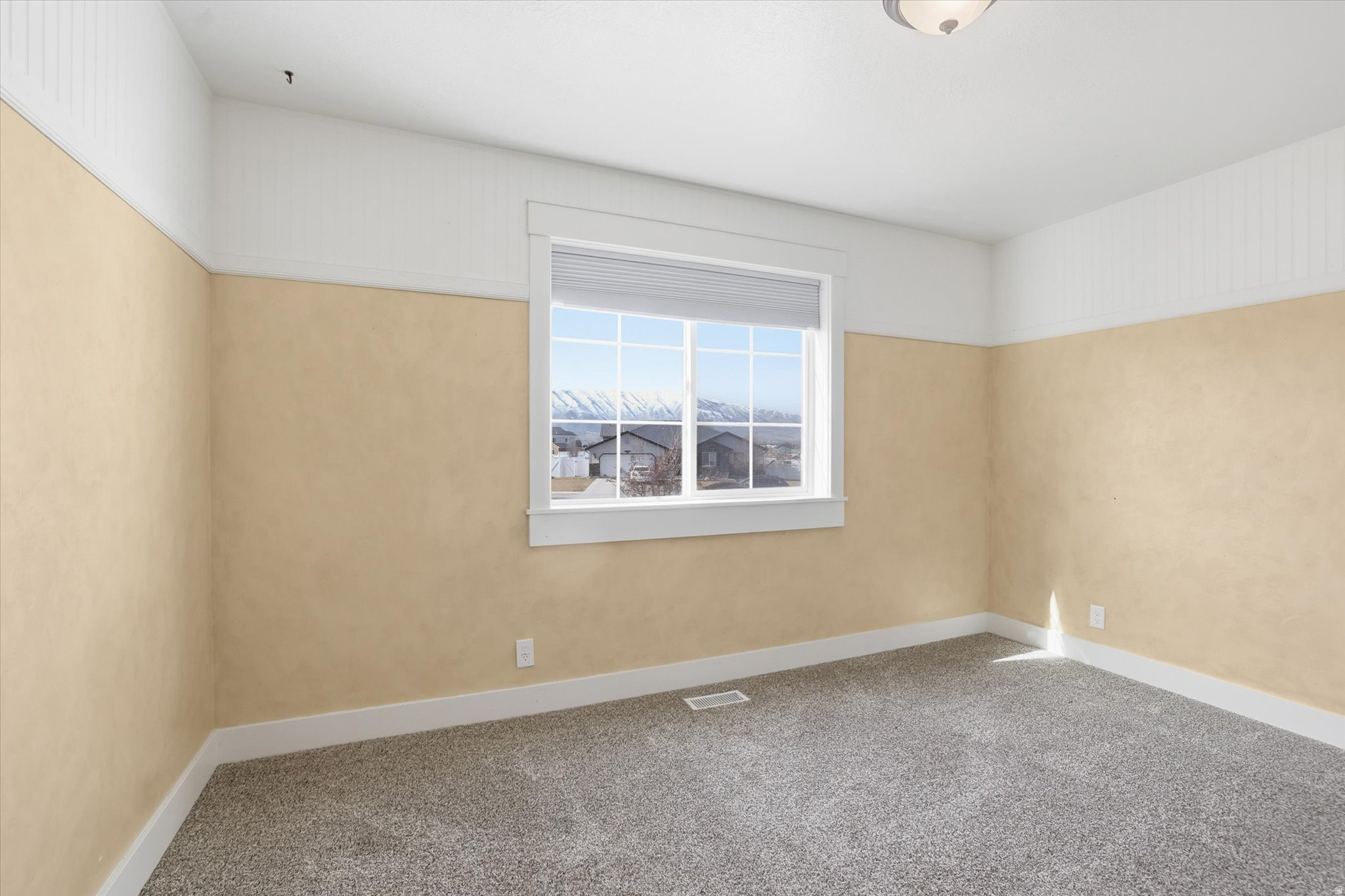 MAPLE VIEW ESTATES - Residential