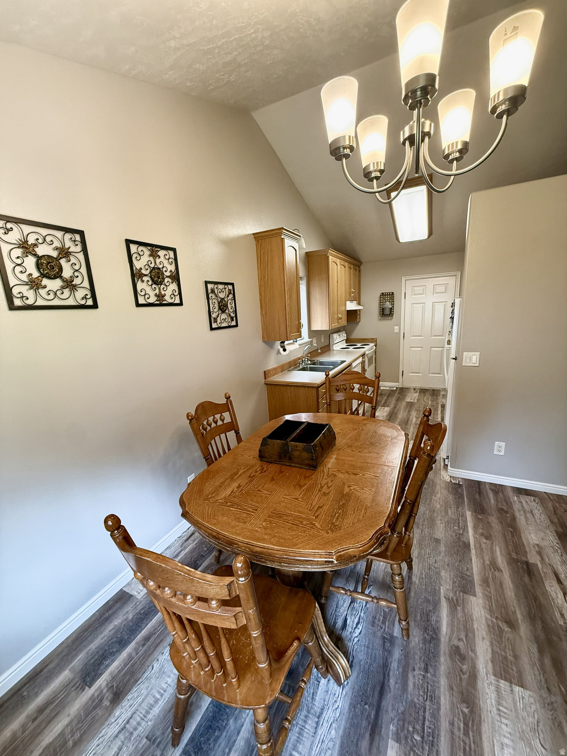 PEPPER RIDGE - Residential