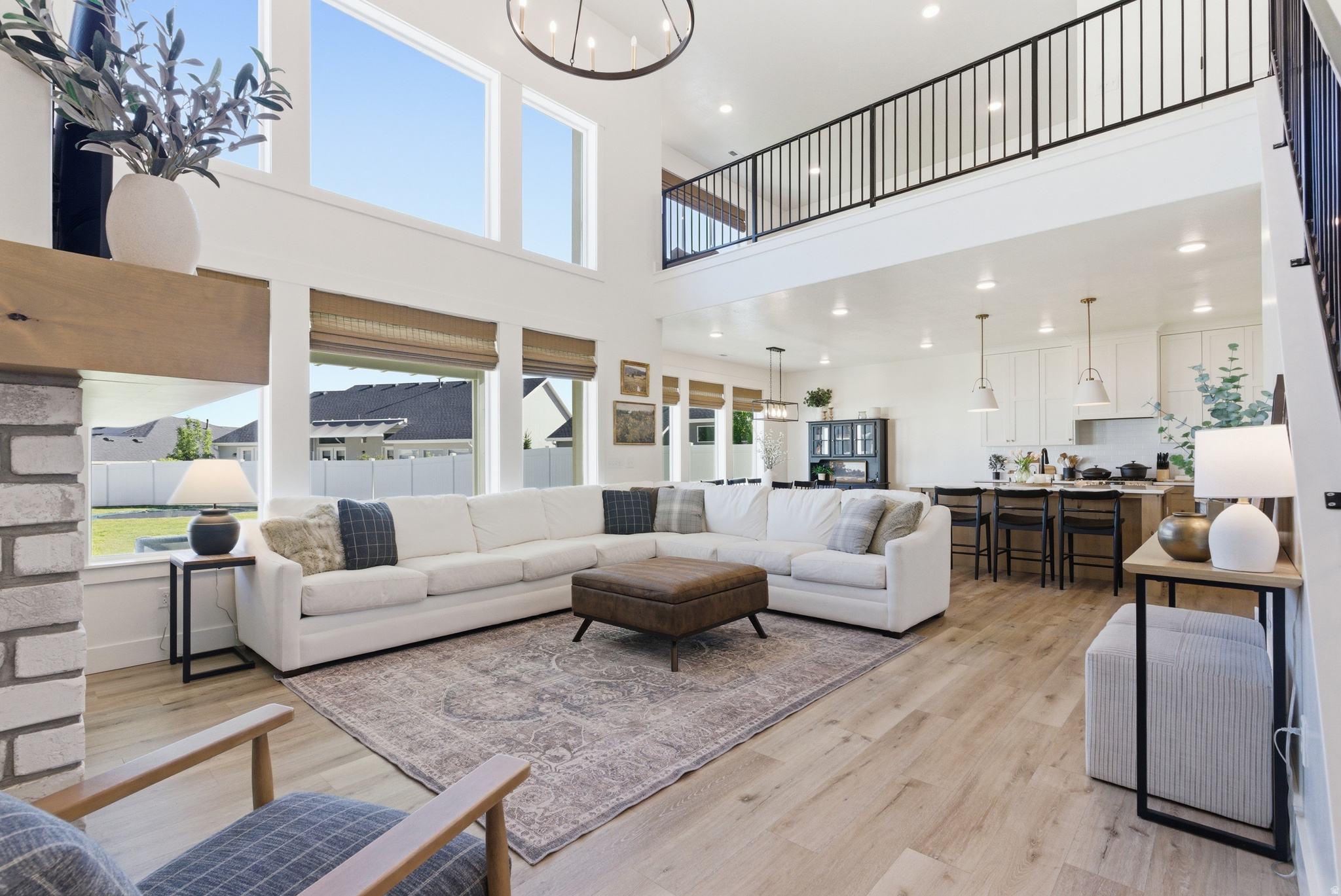 EASTRIDGE - Residential
