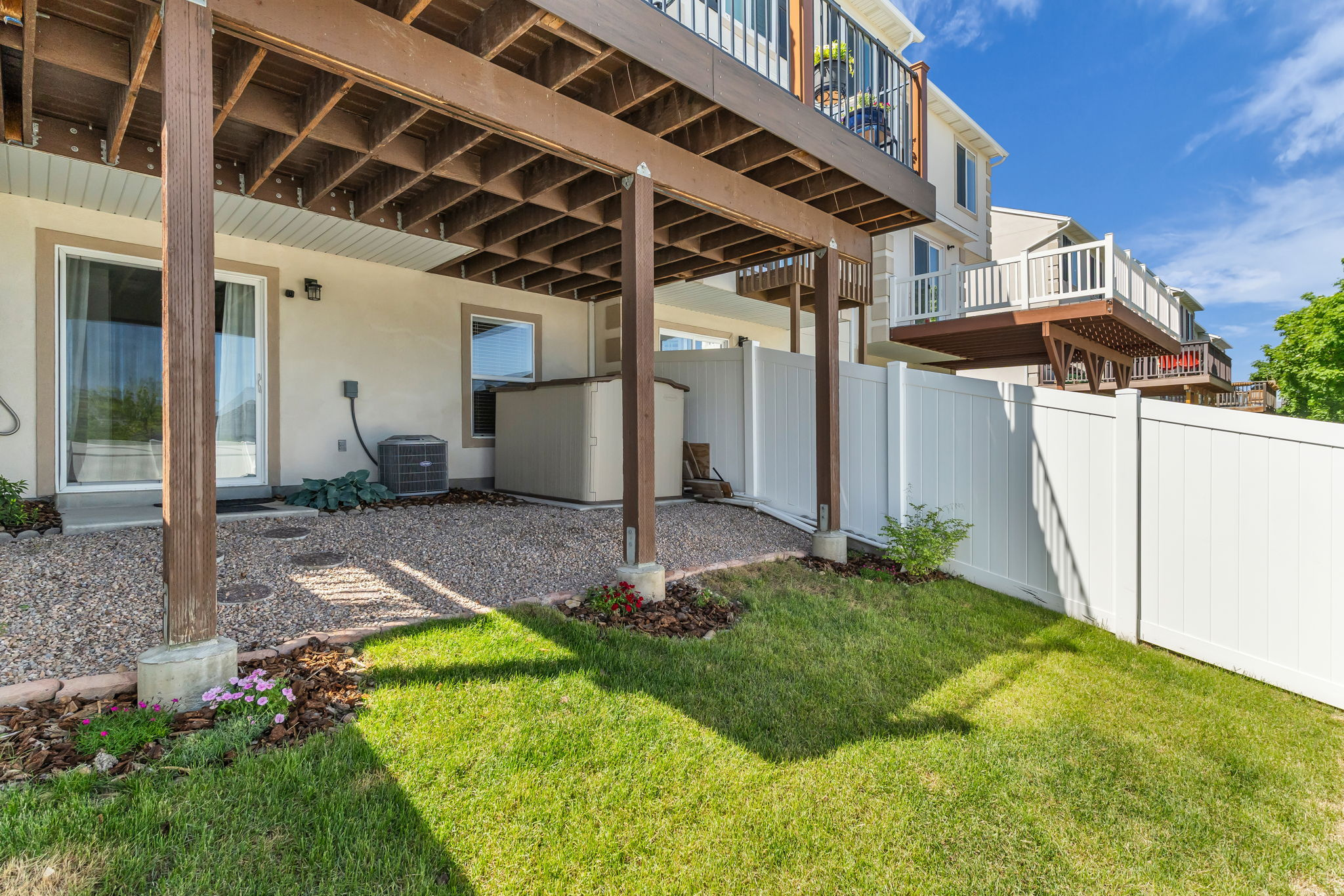 CASTLEHILL TOWNHOMES PH 2 - Residential