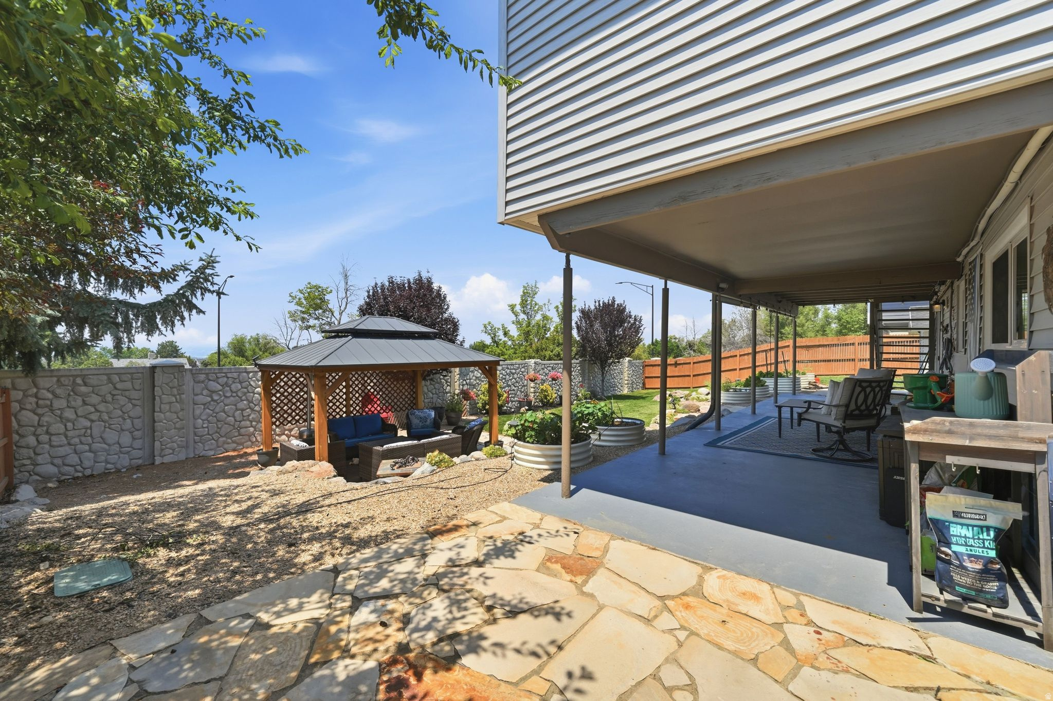 LEXINGTON RIDGE - Residential