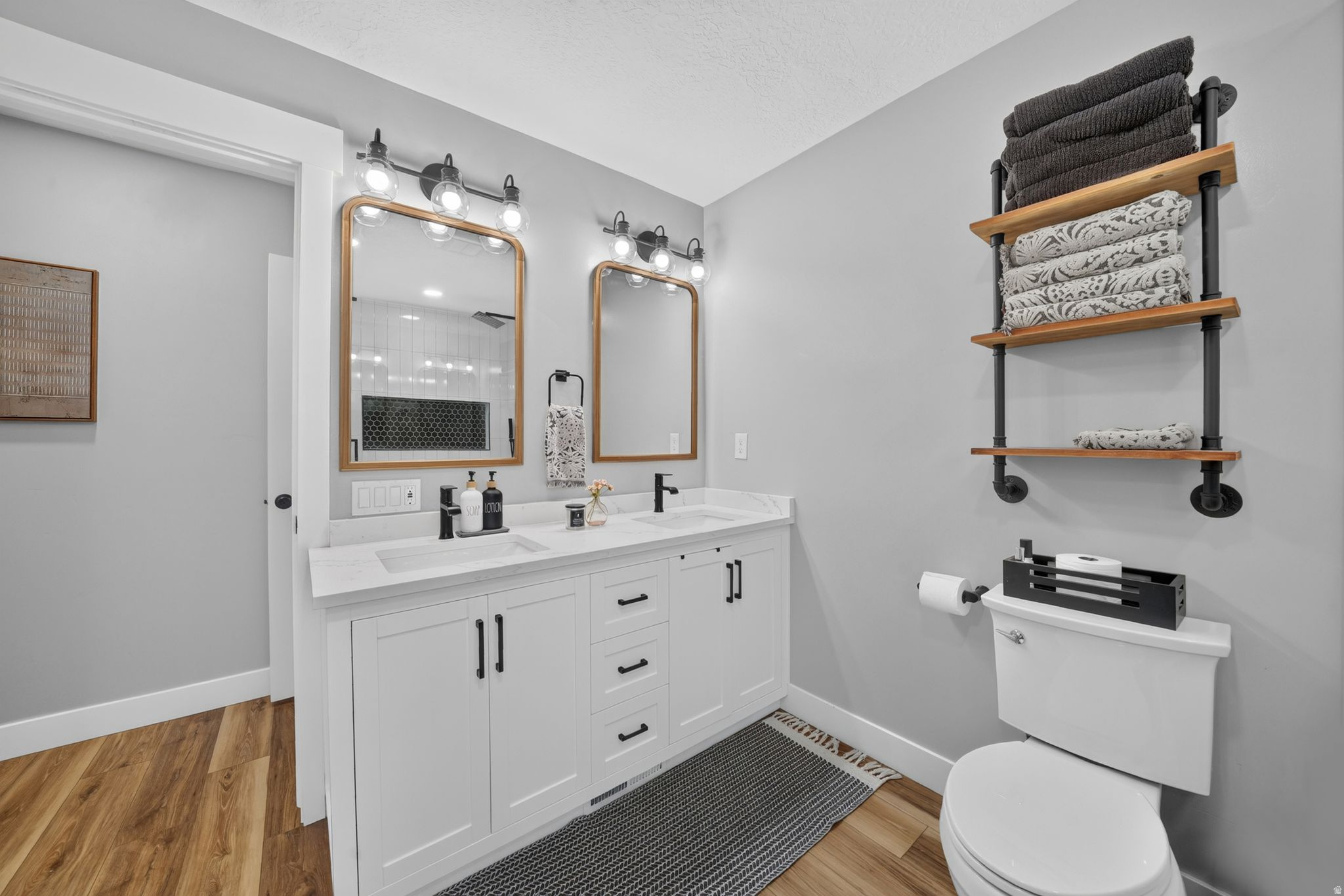 LEXINGTON RIDGE - Residential