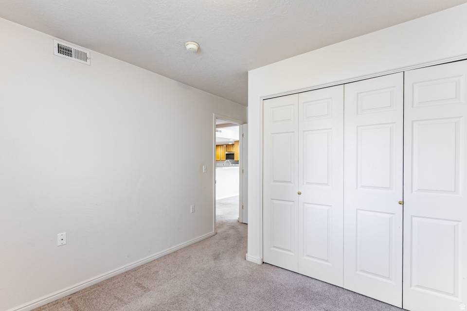 MEADOWS CONDO - Residential
