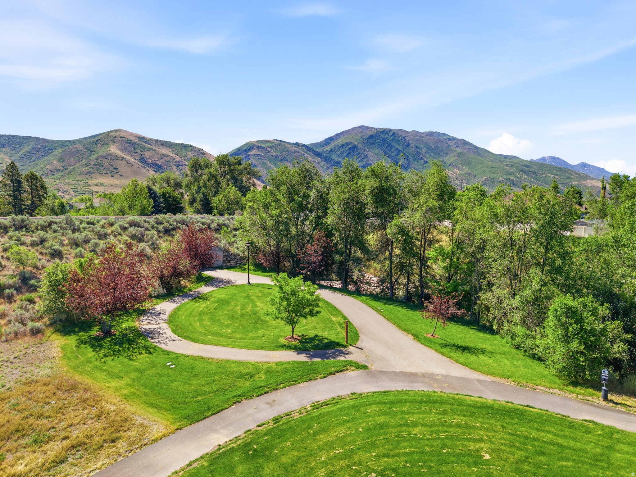 BROOKSIDE - Residential