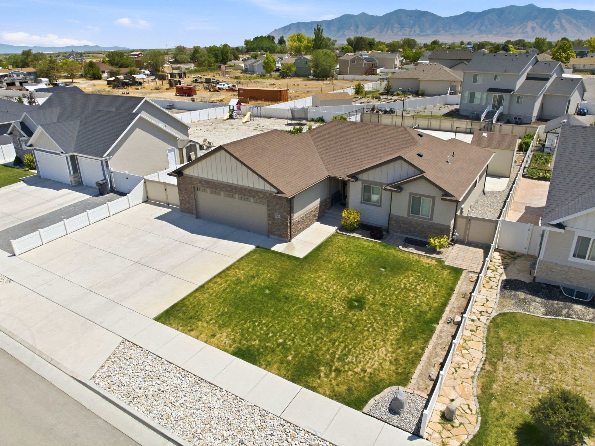 MUSTANG RIDGE SUBDIVISION - Residential