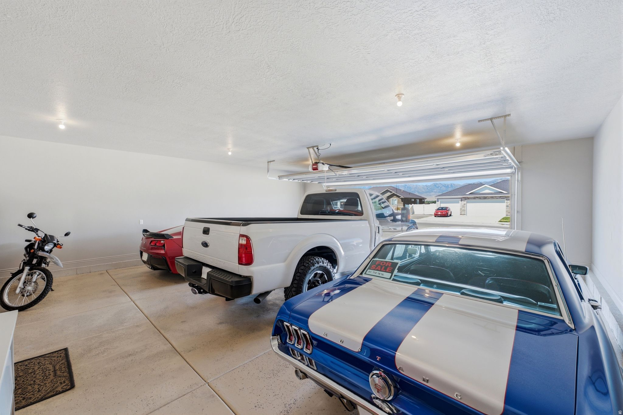 MUSTANG RIDGE SUBDIVISION - Residential