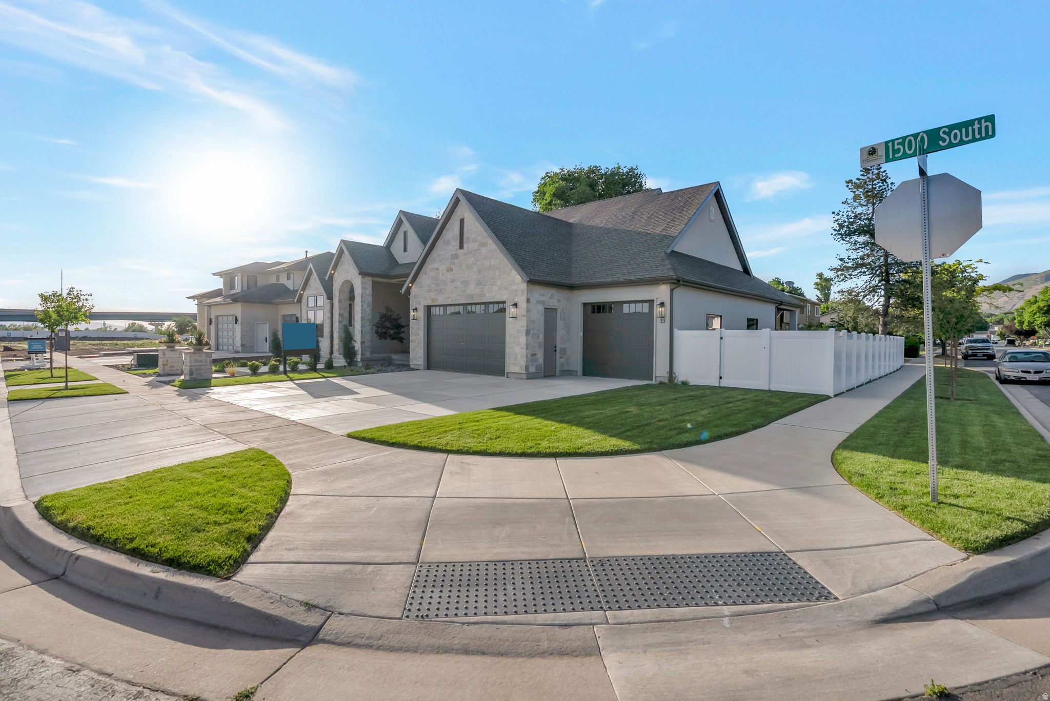 EASTRIDGE ESTATES - Residential