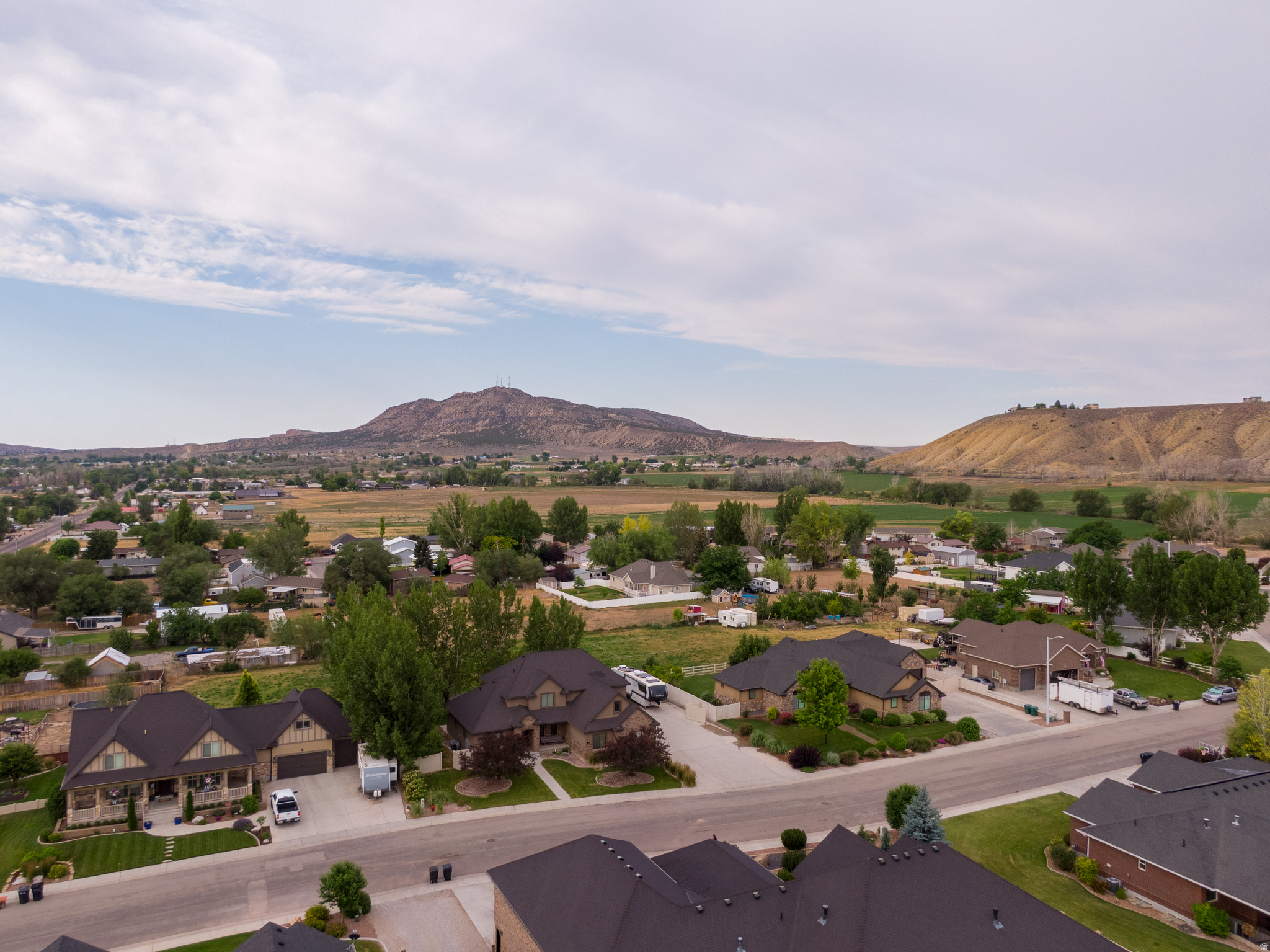 COUNTRY COVE SUB - Residential