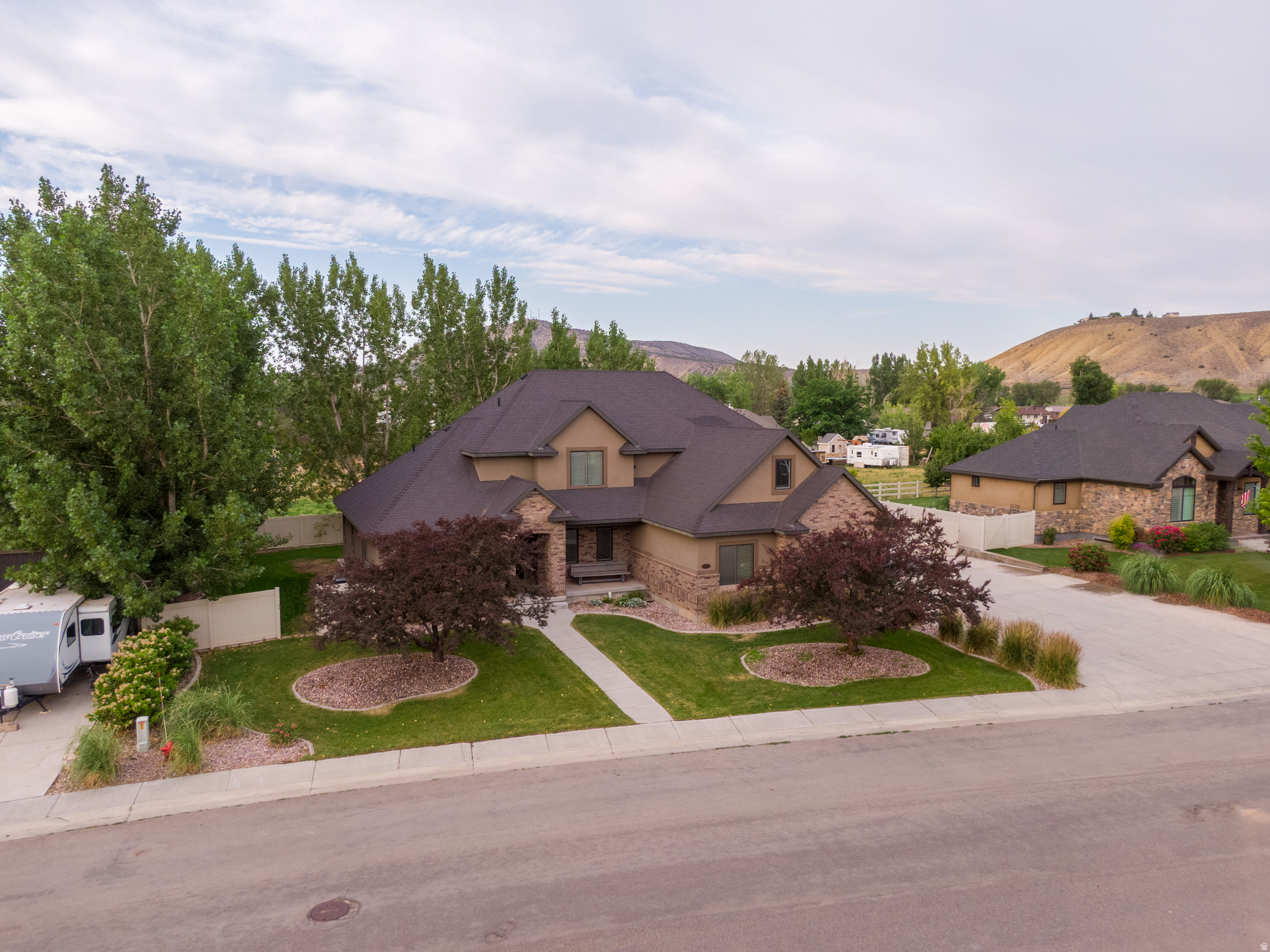 COUNTRY COVE SUB - Residential