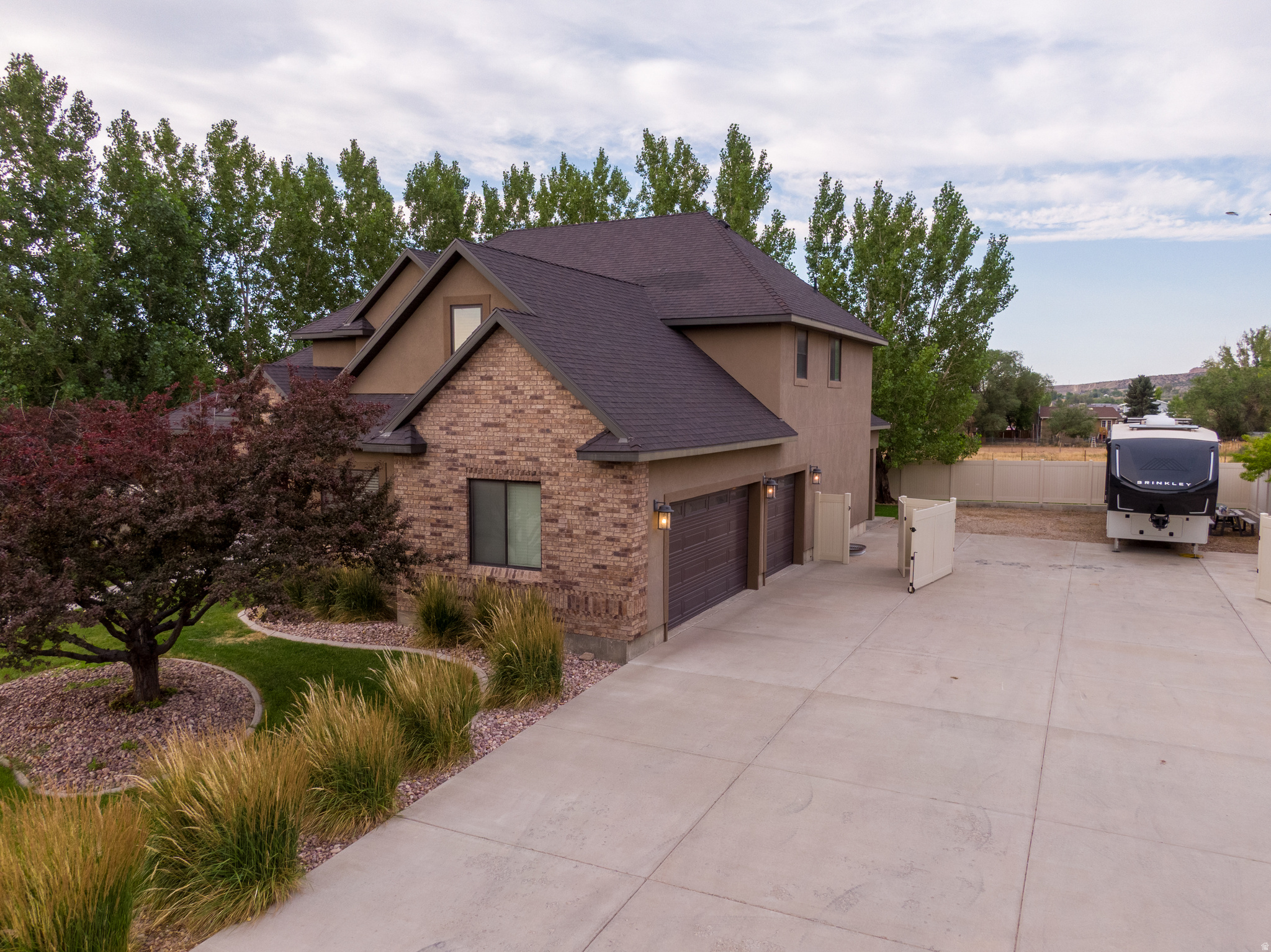 COUNTRY COVE SUB - Residential